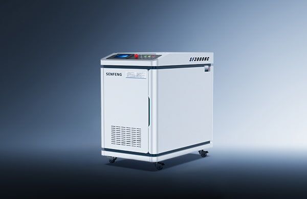 The דגם HC 1500-3000 is a white, box-shaped industrial machine with vents, buttons, and a top display screen, mounted on caster wheels and set against a gradient blue-gray background.