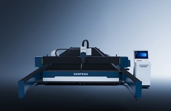 A large industrial CNC laser cutting machine, דגם 24030R, features a control unit and monitor on the right, situated in a modern, well-lit space.